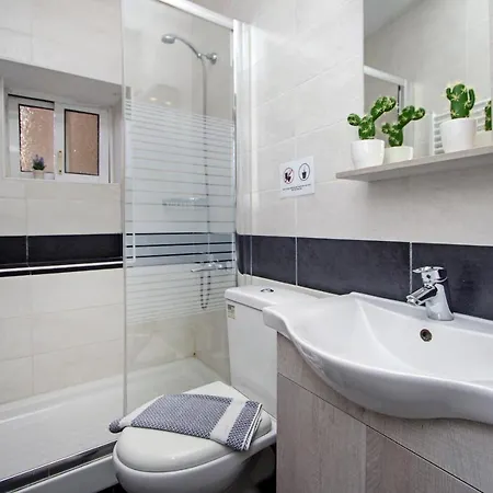 Downtown At Filellinon Apartman *